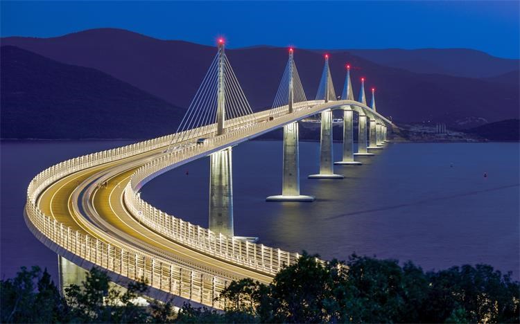 PeljesacBridge